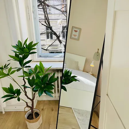 Appartement Stadtoase - Im Kiez Von Neukoelln 3zi 100qm Berlin