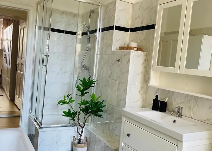 Apartamento Stadtoase - Im Kiez Von Neukoelln 3zi 100qm