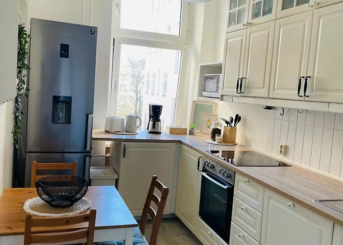 Stadtoase - Im Kiez Von Neukoelln 3zi 100qm *