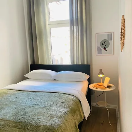 Apartmán Stadtoase - Im Kiez Von Neukoelln 3zi 100qm Berlín
